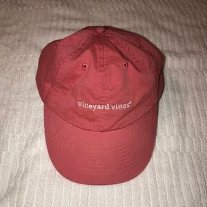 Vineyard vines pink cap